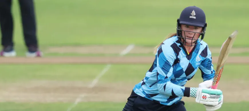 Rebecca Duckworth Signs Two-Year Contract with Yorkshire County Cricket Club