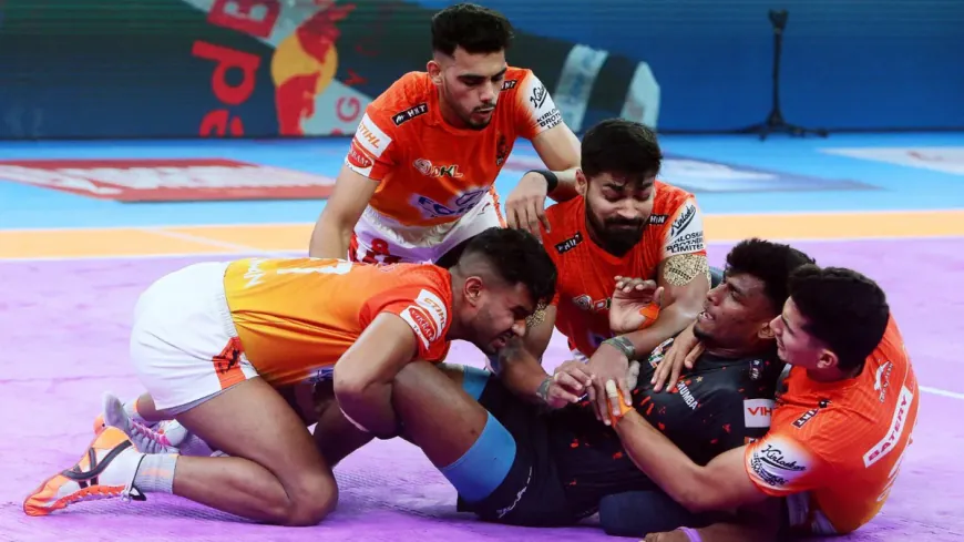 Puneri Paltan Defeat U Mumba 35-28 in the 'Maha Maharashtra Derby'